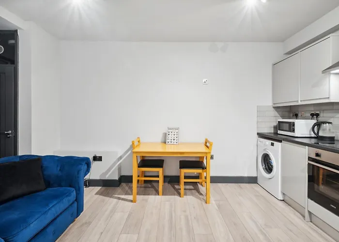 Cozy London Apartment